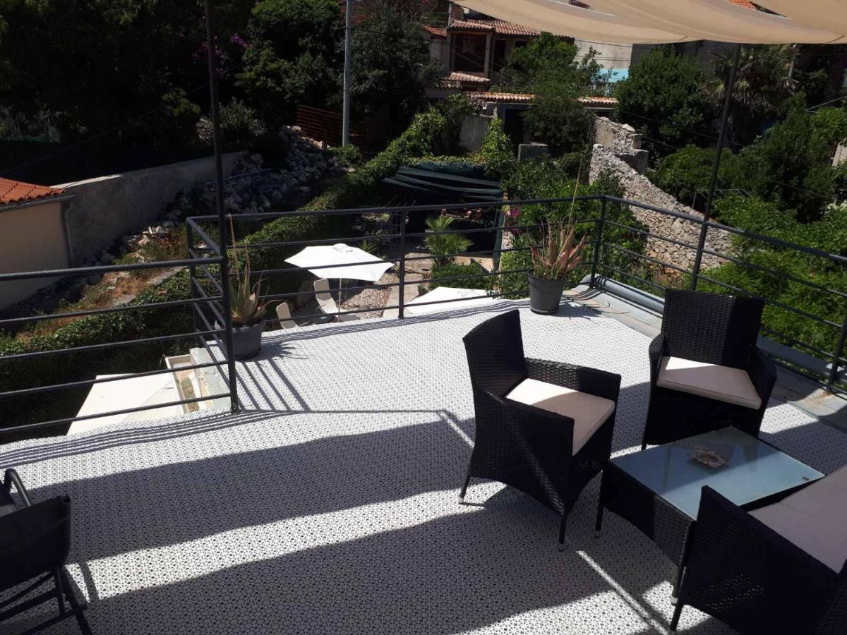 Apartments Petra 23 Mali Lošinj Exterior foto